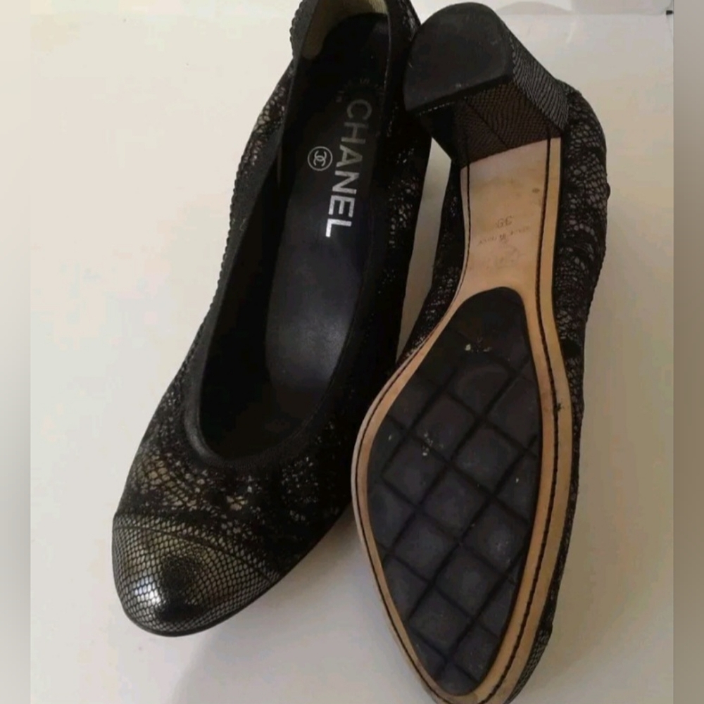 Vintage Y2K Authentic Chanel Women's Black and Silver Shoes Size 6.5 - Picture 4 of 8